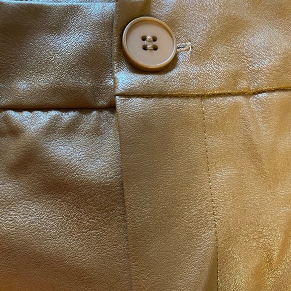 NWT Molly Bracken Faux Leather Shorts Size S - Picture 8 of 12